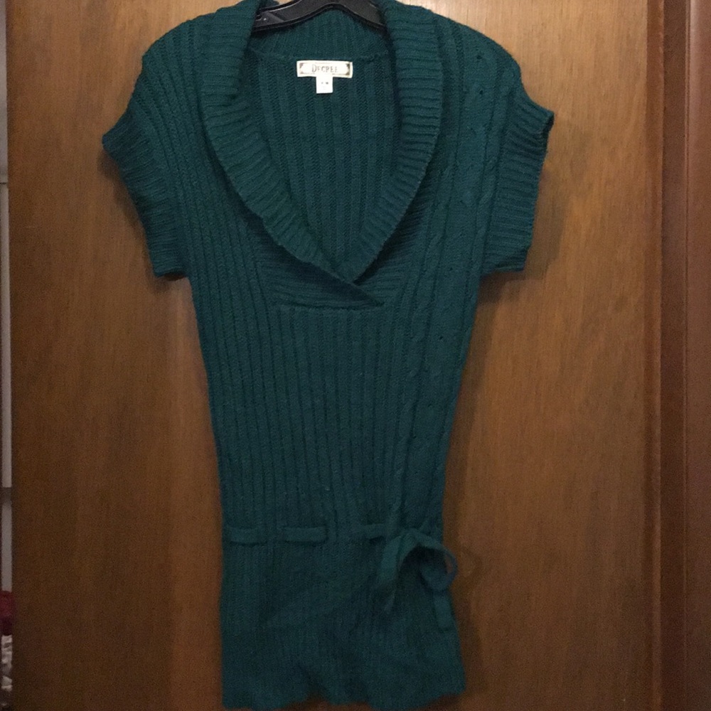 Decree Short Sleeve Sweater